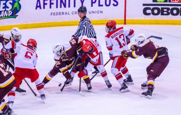 St. John’s hockey clinches regular season MIAC conference title