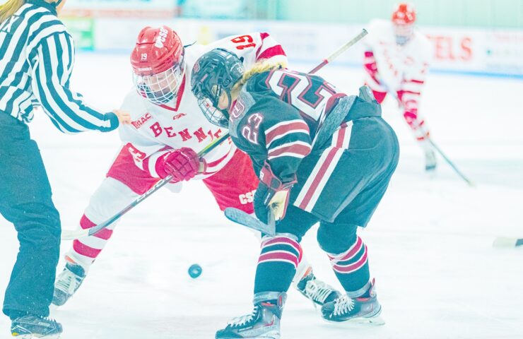 Trio of Hill-Murray alums lead CSB hockey’s top line