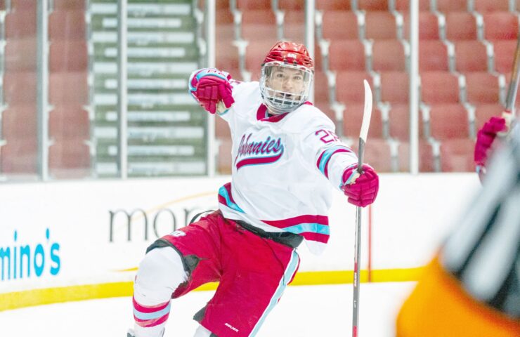 Johnnies look to bounce back after loss in season opener
