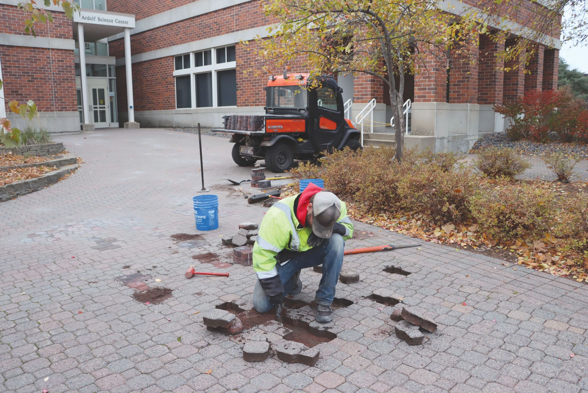 Grounds workers prepare for winter