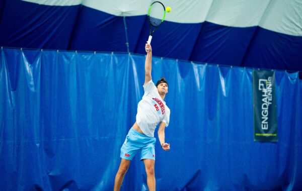 Johnnie tennis working to win close matches in conference play