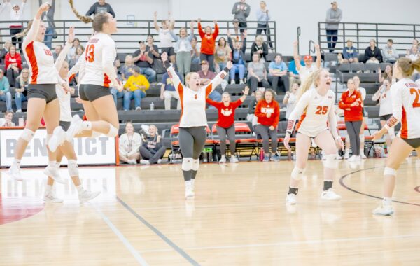 CSB volleyball sets up season heading into MIAC play