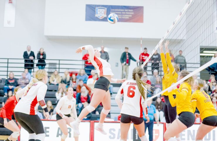 CSB volleyball heads into MIAC Semifinals